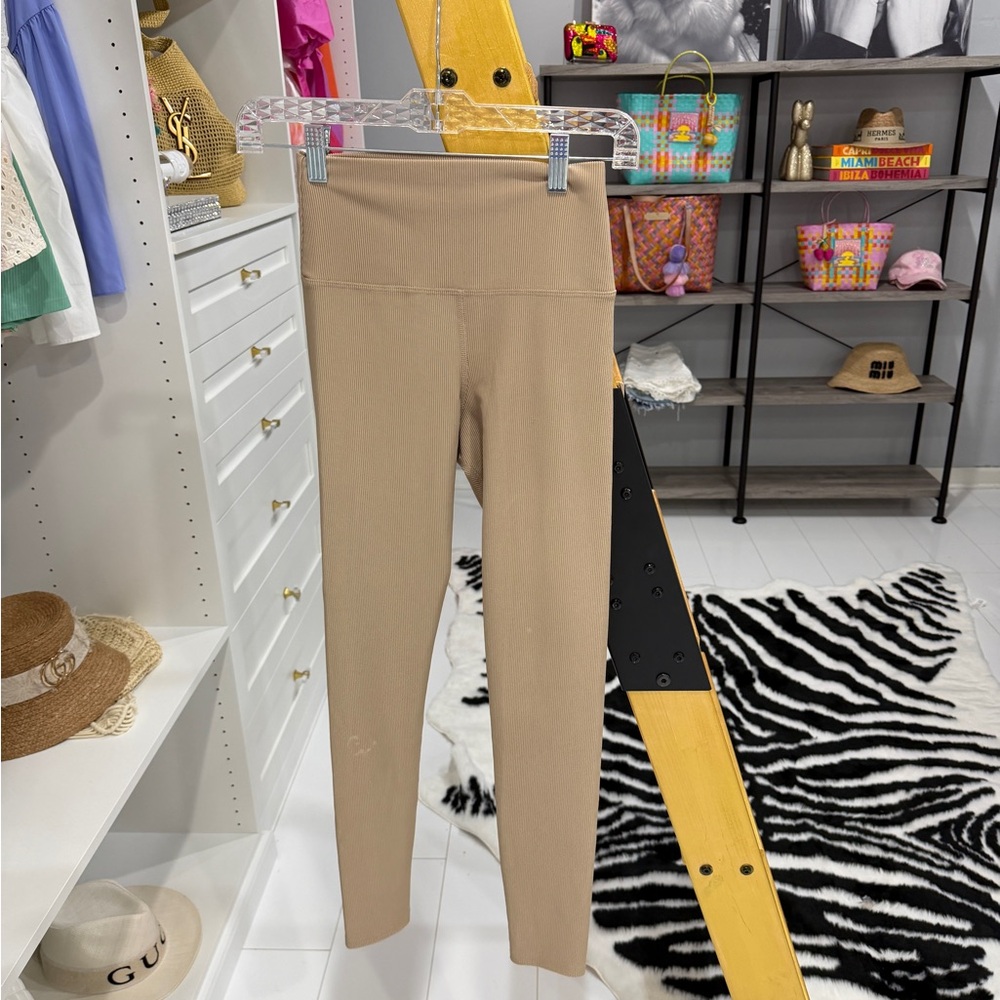 Beach Riot High-Waist Leggings in Beige